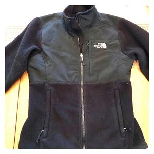 XS Women’s North Face Denali Jacket